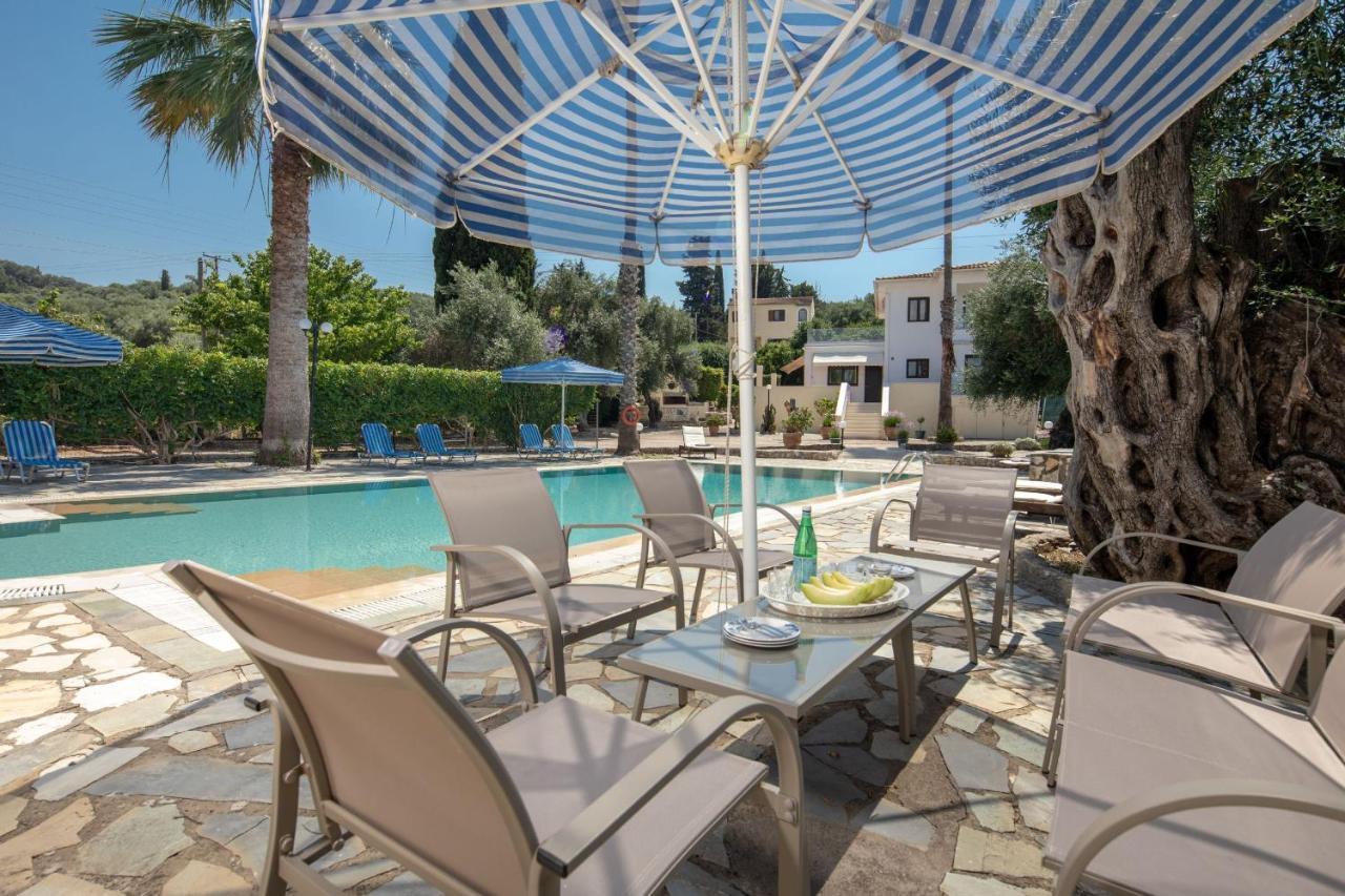 Villa Lianolia Peritheia Extérieur photo