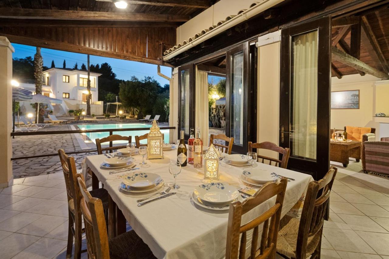 Villa Lianolia Peritheia Extérieur photo